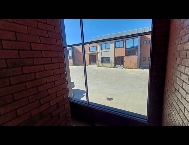 INDUSTRIAL PROPERTY TO RENT IN KOSMOSDAL